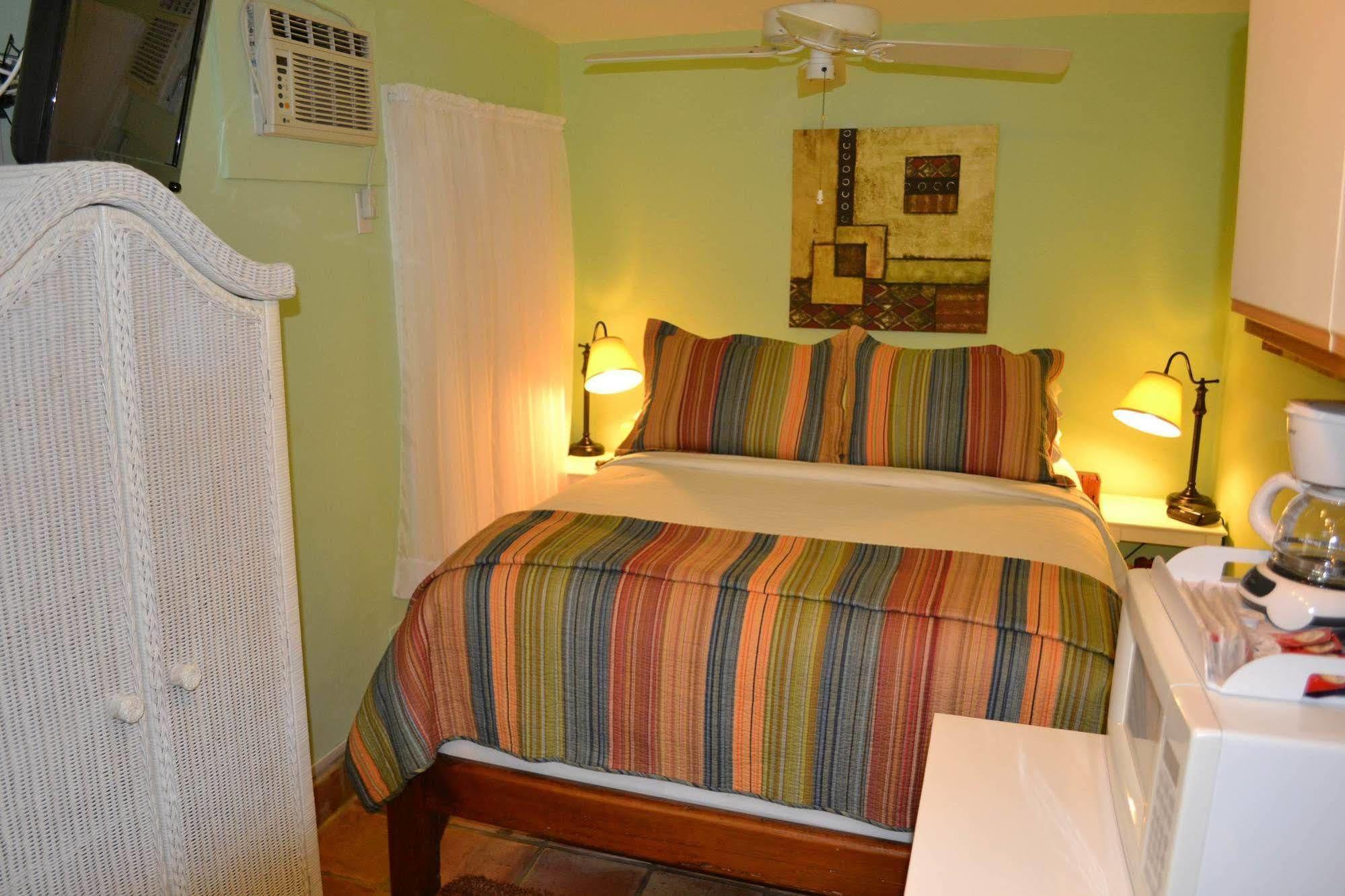 קי וסט Speakeasy Inn (Adults Only) מראה חיצוני תמונה